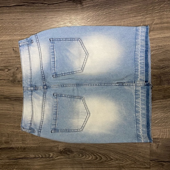 OVS Distressed Denim Skirt - Picture 4 of 5